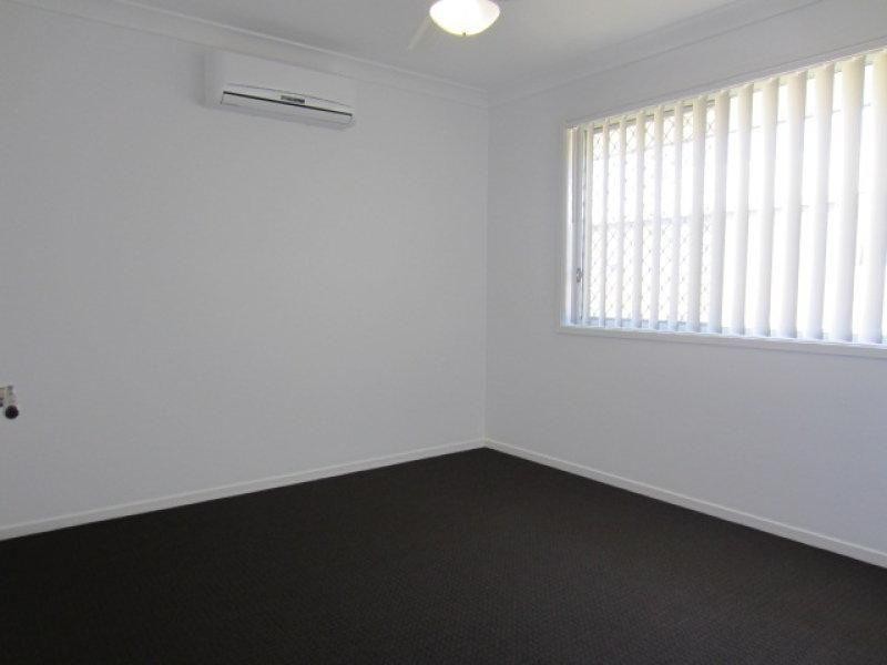 61 Sanctum Boulevard, Mount Low QLD 4818