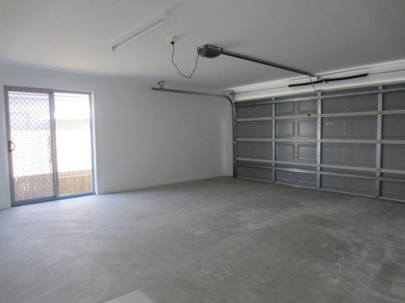 61 Sanctum Boulevard, Mount Low QLD 4818