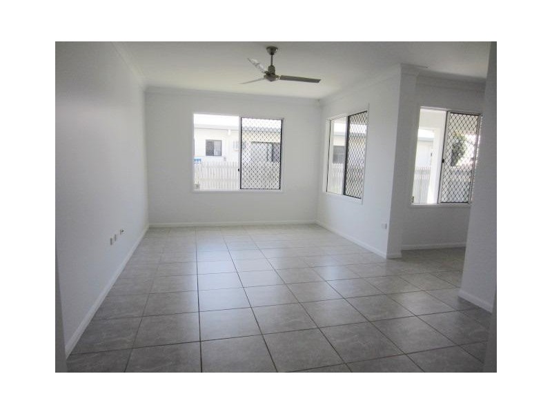 3 Waterdragon Link, Douglas QLD 4814