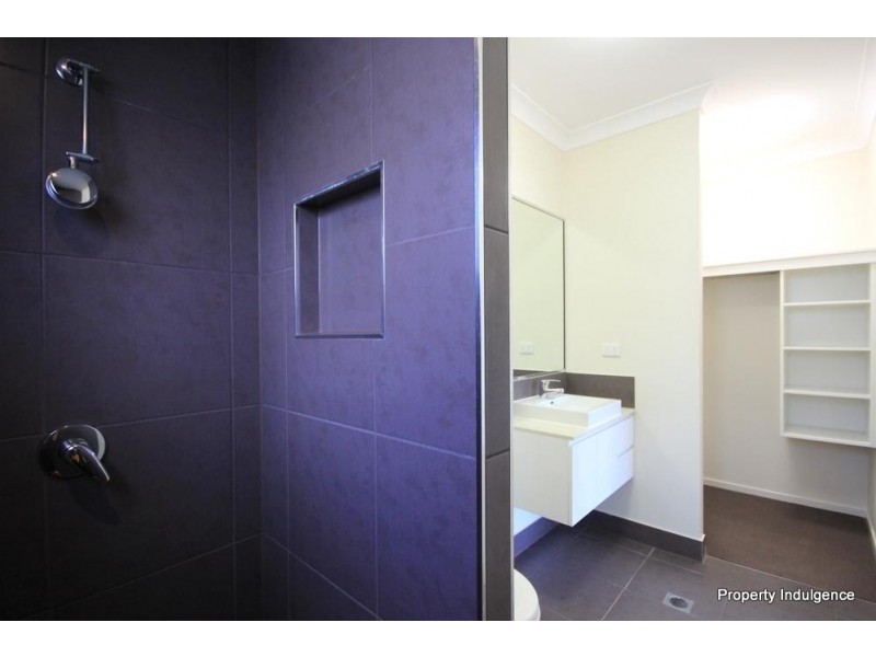 33 Madonis Way, Burdell QLD 4818