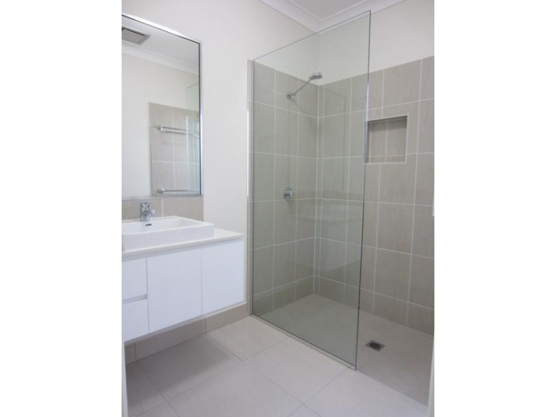 33 Madonis Way, Burdell QLD 4818