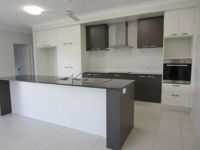 9 Batiki Crescent, Burdell QLD 4818