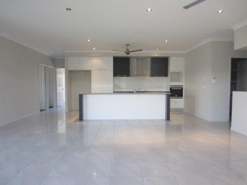 9 Batiki Crescent, Burdell QLD 4818