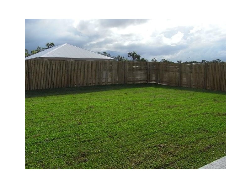 41 Mallorca Circuit, Burdell QLD 4818