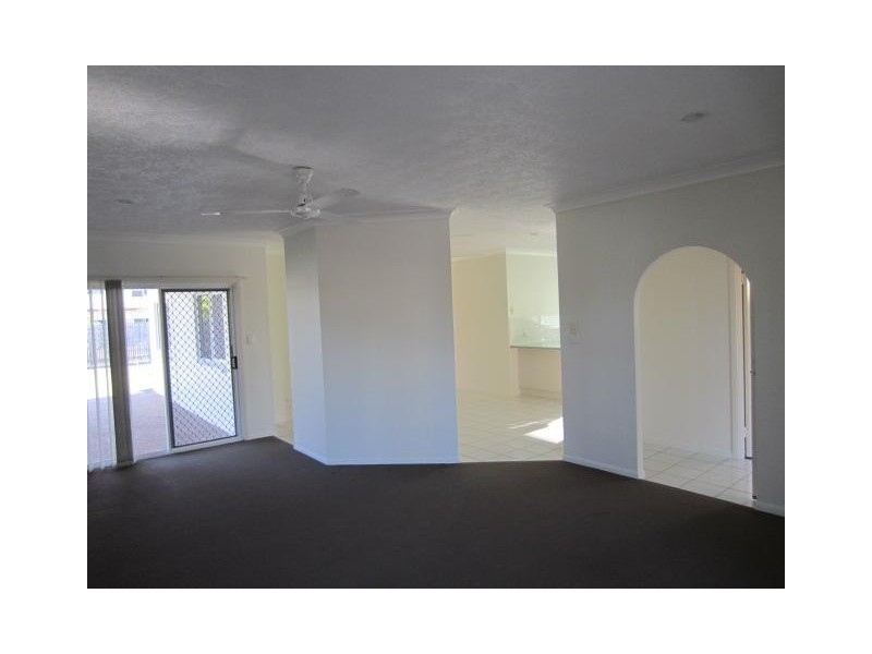 2 Sundew Close, Kirwan QLD 4817