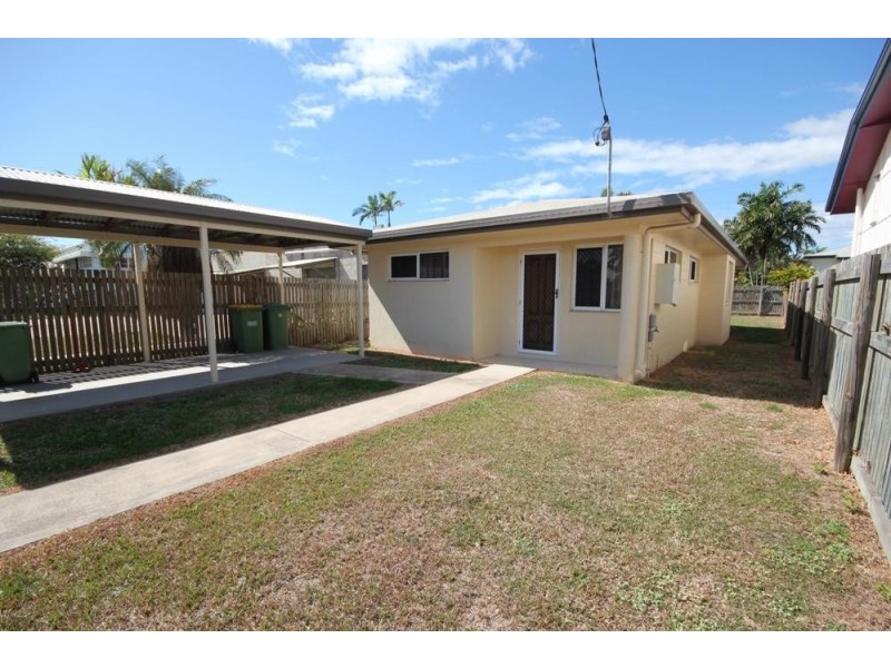 71 Perkins Street, South Townsville QLD 4810