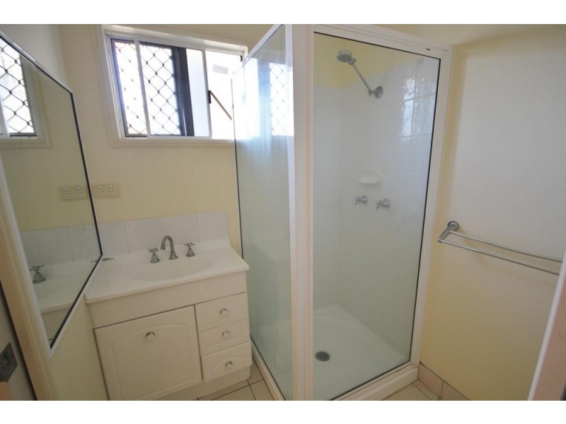 71 Perkins Street, South Townsville QLD 4810