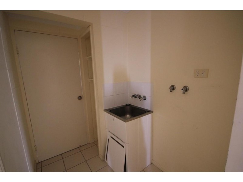 71 Perkins Street, South Townsville QLD 4810