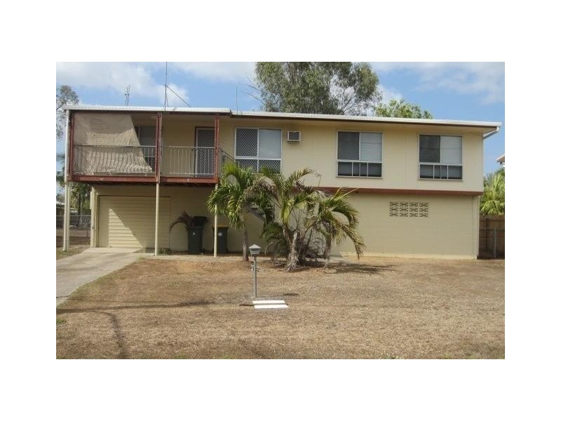 4 Cameron Court, Kelso QLD 4815