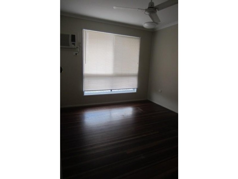 4 Cameron Court, Kelso QLD 4815