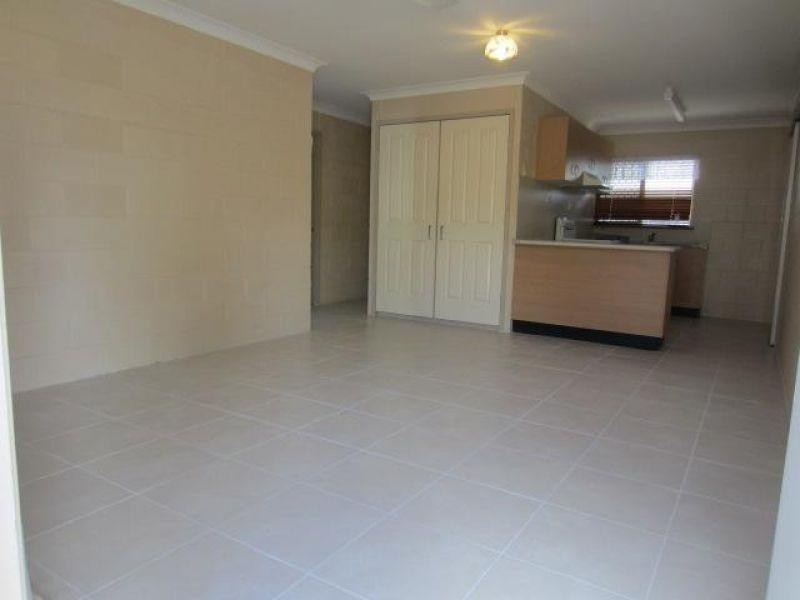 1/13 Shelton Street, Kirwan QLD 4817