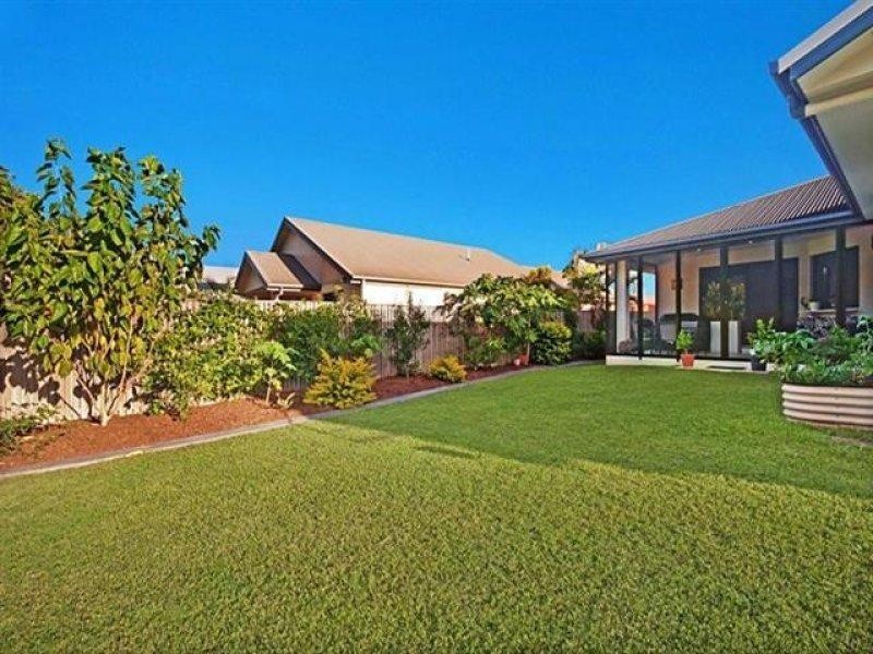 55 Woodwark Drive, Bushland Beach QLD 4818