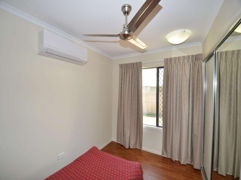 4 Baird Court, Bushland Beach QLD 4818