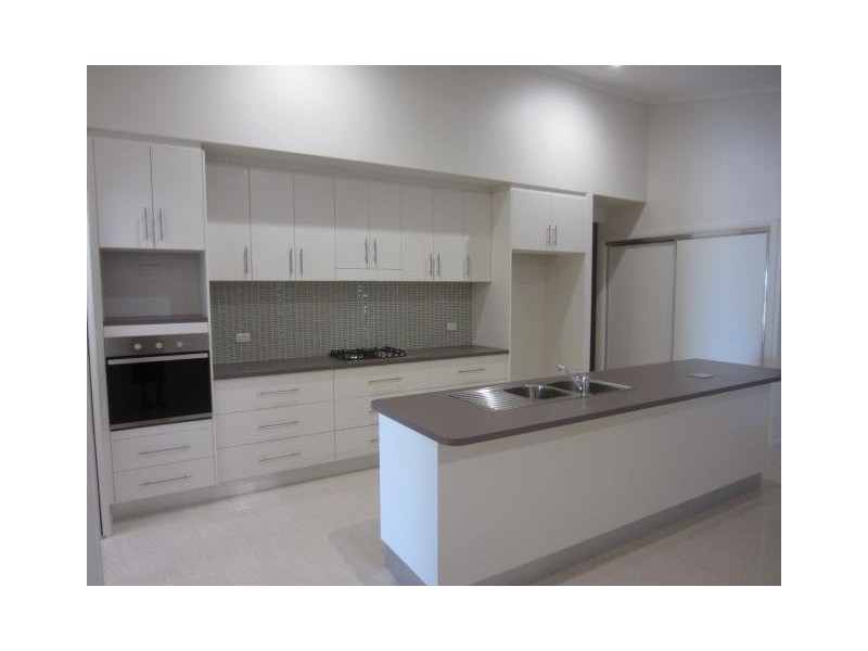 20 Sunhaven Boulevard, Burdell QLD 4818