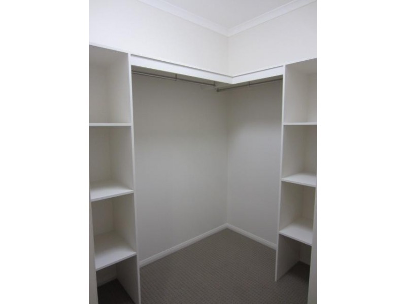 20 Sunhaven Boulevard, Burdell QLD 4818