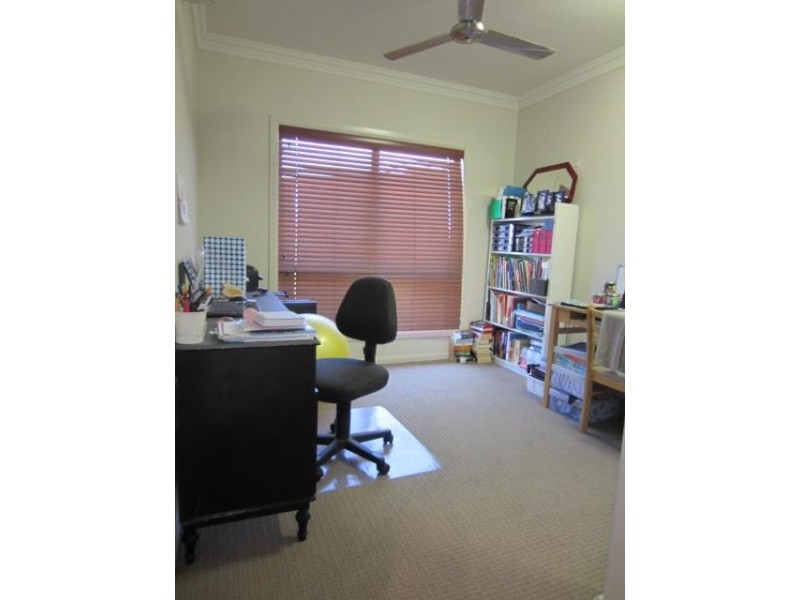 43 Scrubwren Circuit, Bohle Plains QLD 4817