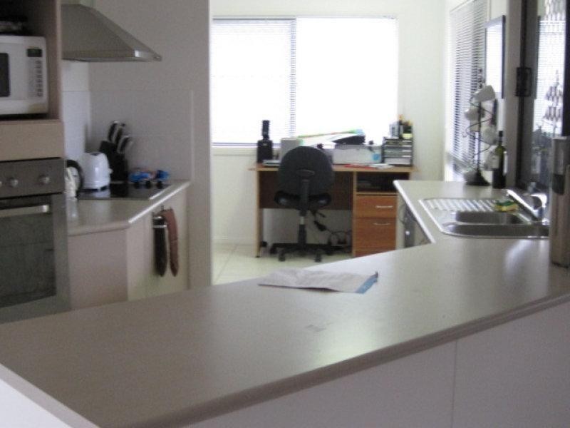 33 Keeper Court, Mount Louisa QLD 4814