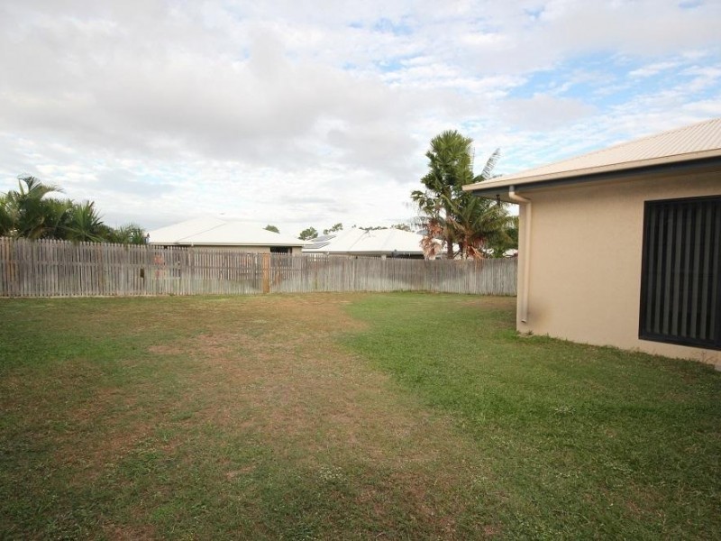 33 Keeper Court, Mount Louisa QLD 4814