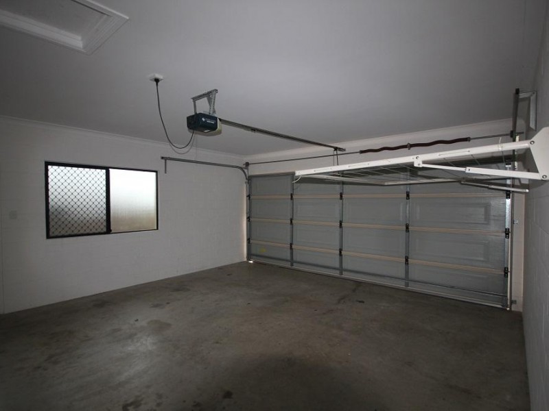 33 Keeper Court, Mount Louisa QLD 4814