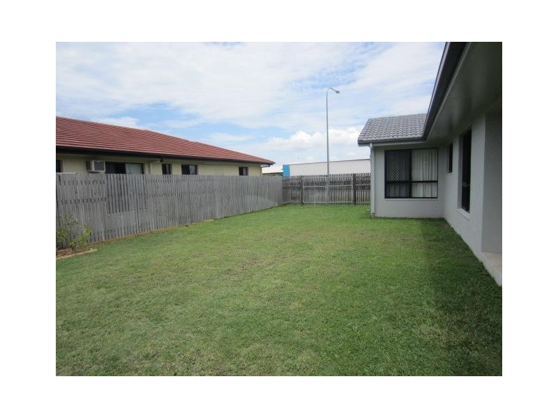28 Summerland Drive, Deeragun QLD 4818