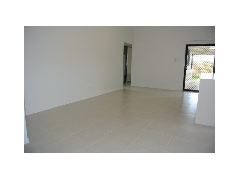 4 Kahana Avenue, Burdell QLD 4818