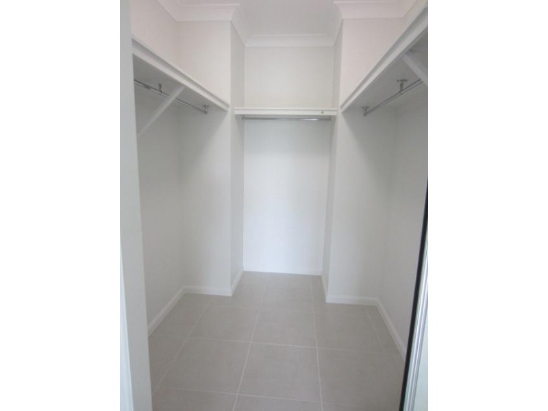 4 Kahana Avenue, Burdell QLD 4818