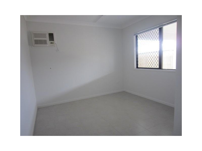 4 Kahana Avenue, Burdell QLD 4818