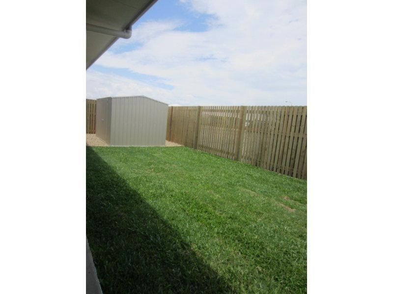 4 Kahana Avenue, Burdell QLD 4818