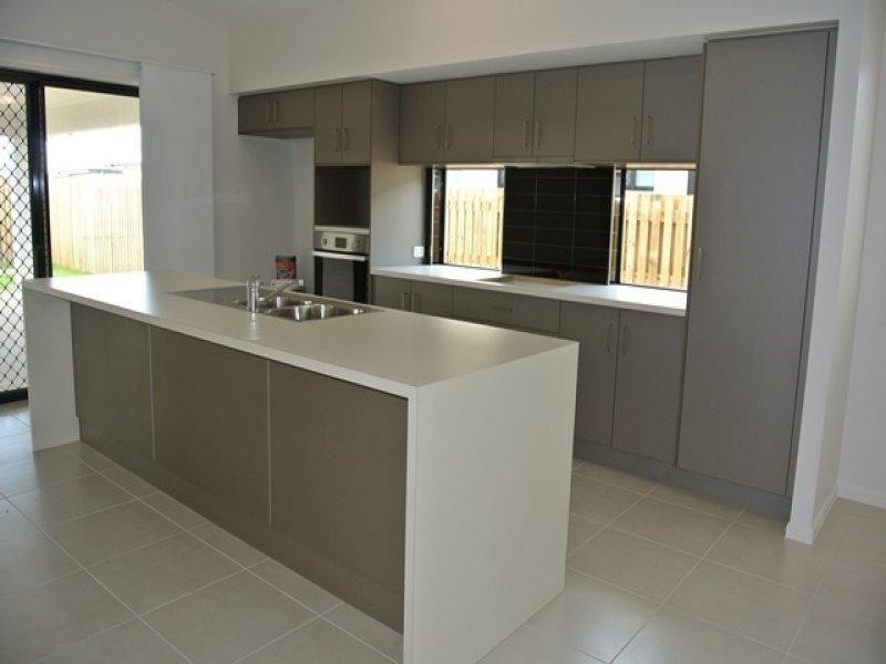 4 Kahana Avenue, Burdell QLD 4818