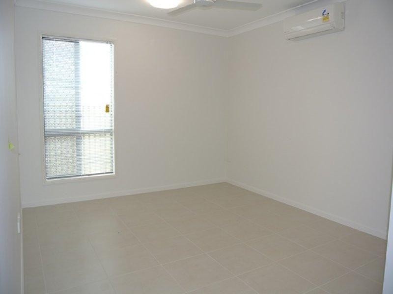 4 Kahana Avenue, Burdell QLD 4818