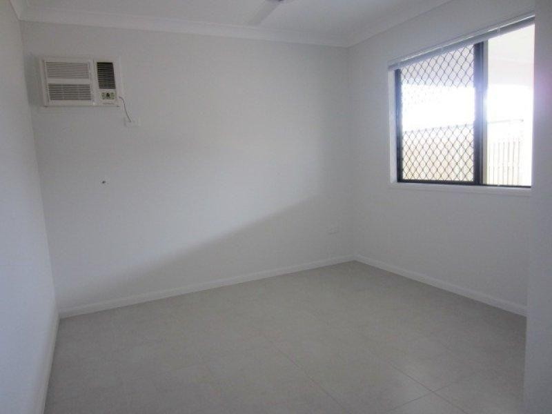 4 Kahana Avenue, Burdell QLD 4818