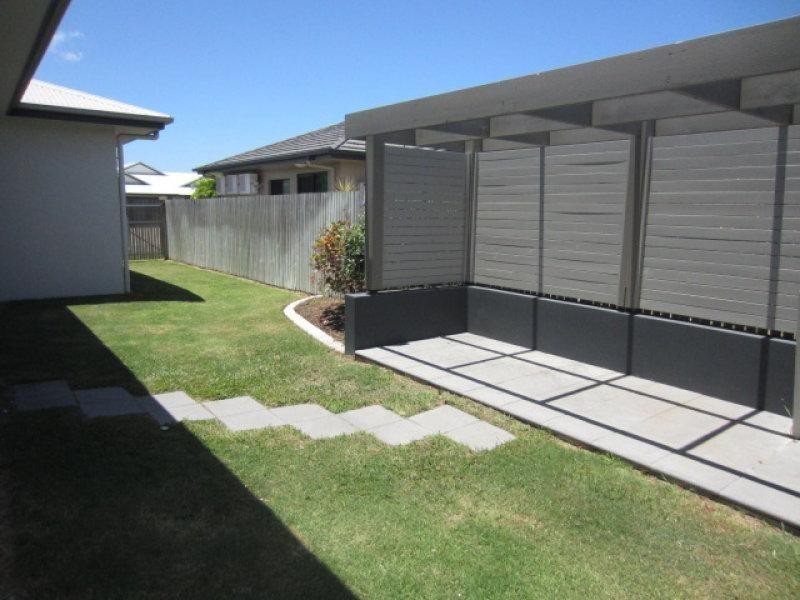 3 Balladonia Avenue, Mount Low QLD 4818