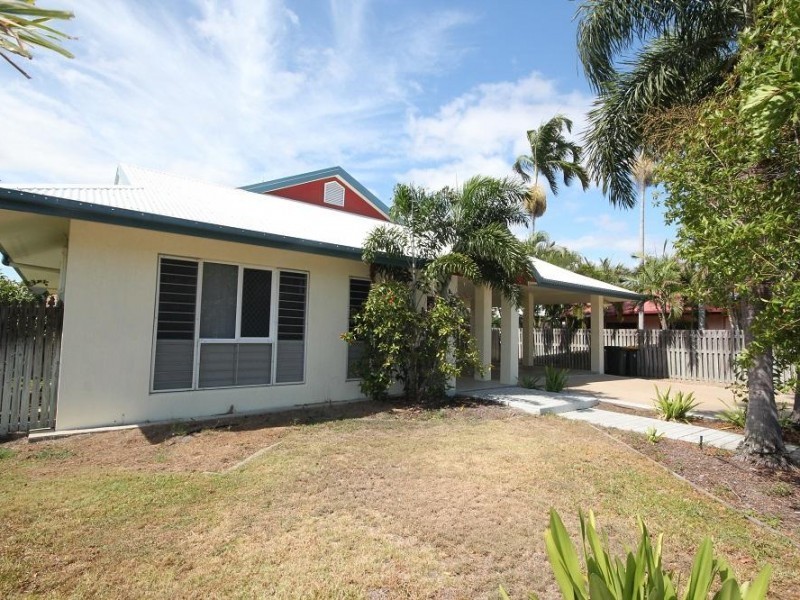 1 Clarence Court, Kirwan QLD 4817