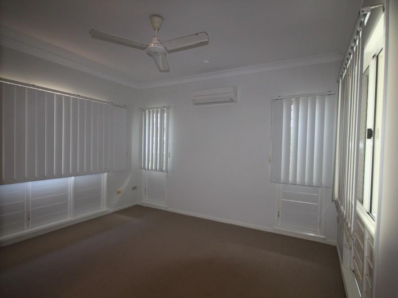 1 Clarence Court, Kirwan QLD 4817