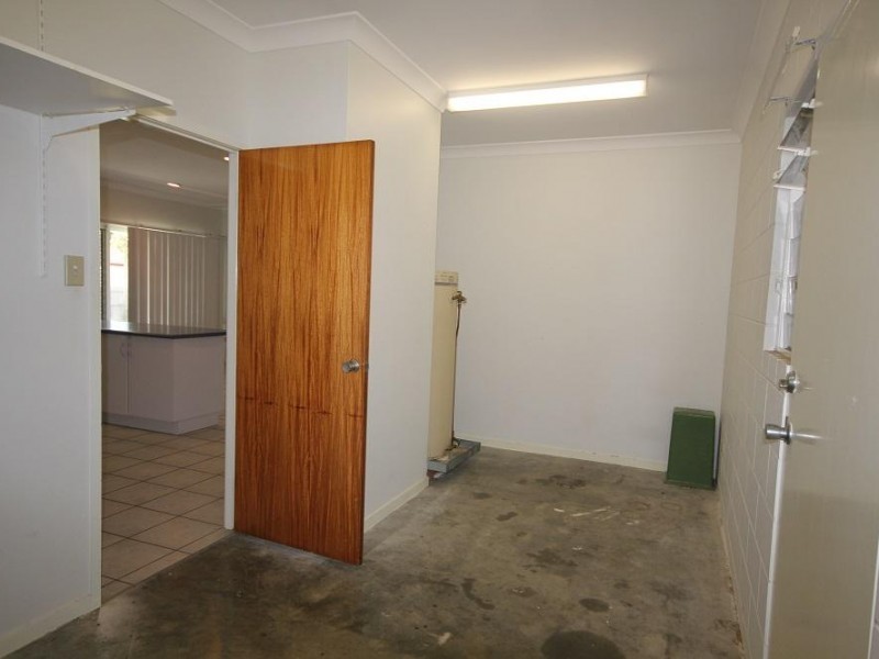 1 Clarence Court, Kirwan QLD 4817