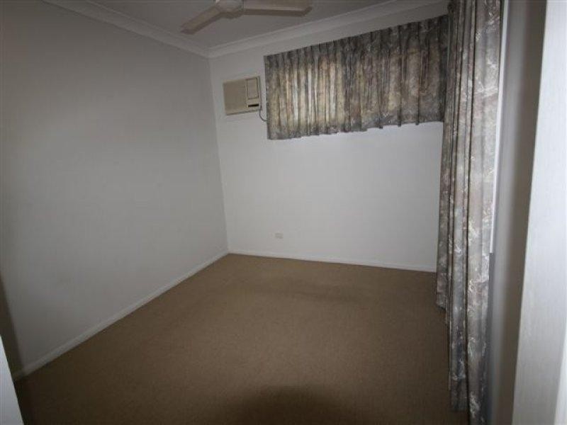 2/3 Crista Court, Kelso QLD 4815