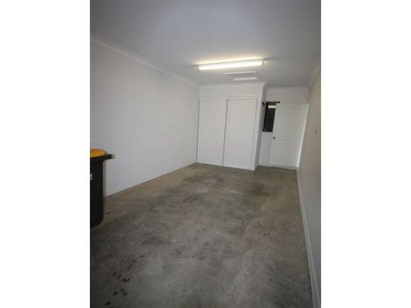 2/3 Crista Court, Kelso QLD 4815