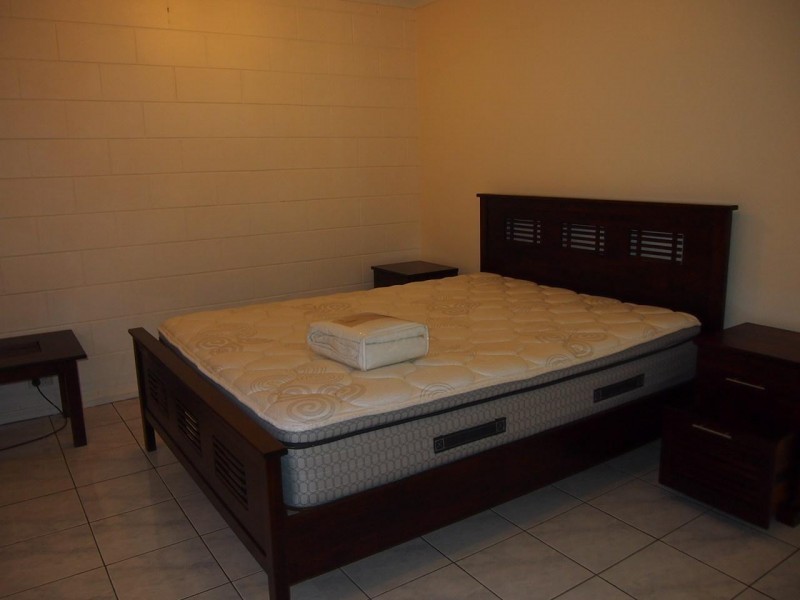 1/60 Cook Street, North Ward QLD 4810