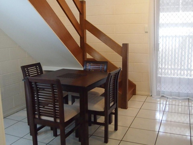 1/60 Cook Street, North Ward QLD 4810