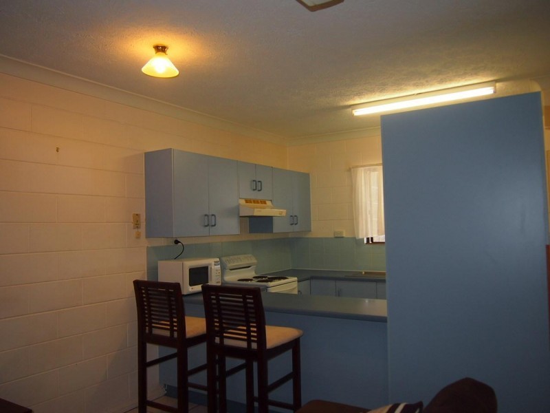 1/60 Cook Street, North Ward QLD 4810