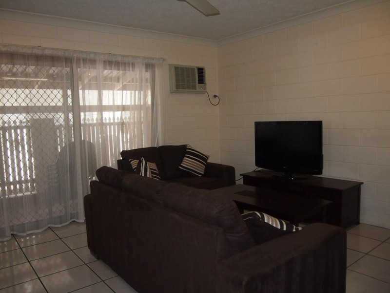 1/60 Cook Street, North Ward QLD 4810