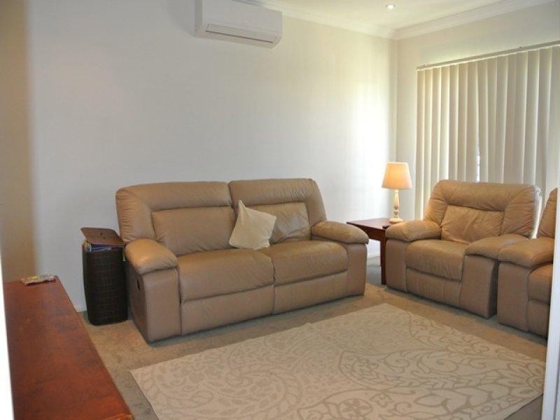 13 Baird Court, Bushland Beach QLD 4818