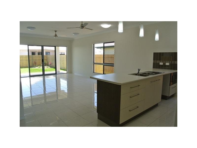 3 Emperor Boulevard, Burdell QLD 4818