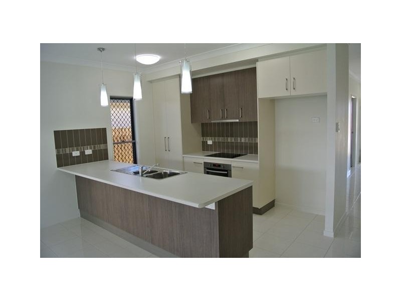 3 Emperor Boulevard, Burdell QLD 4818