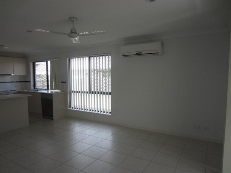 16 Epping Way, Mount Low QLD 4818