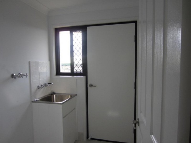 16 Epping Way, Mount Low QLD 4818