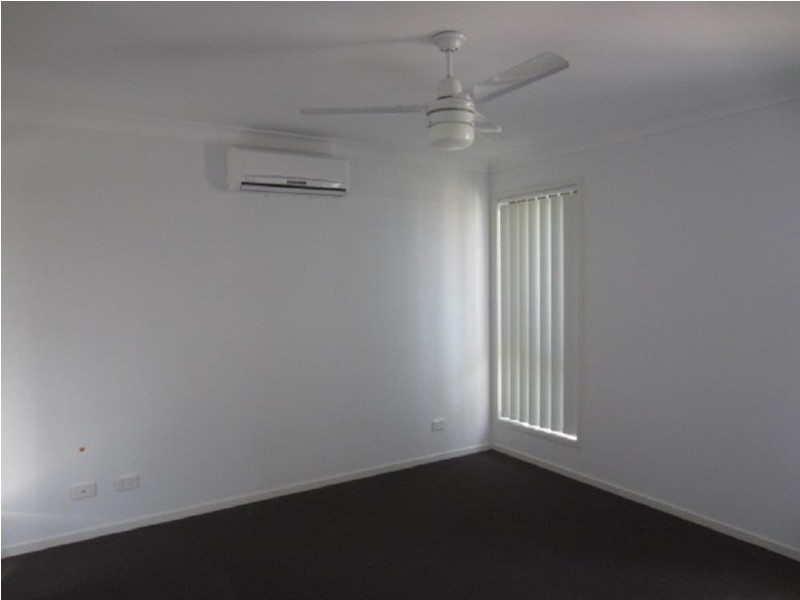 16 Epping Way, Mount Low QLD 4818