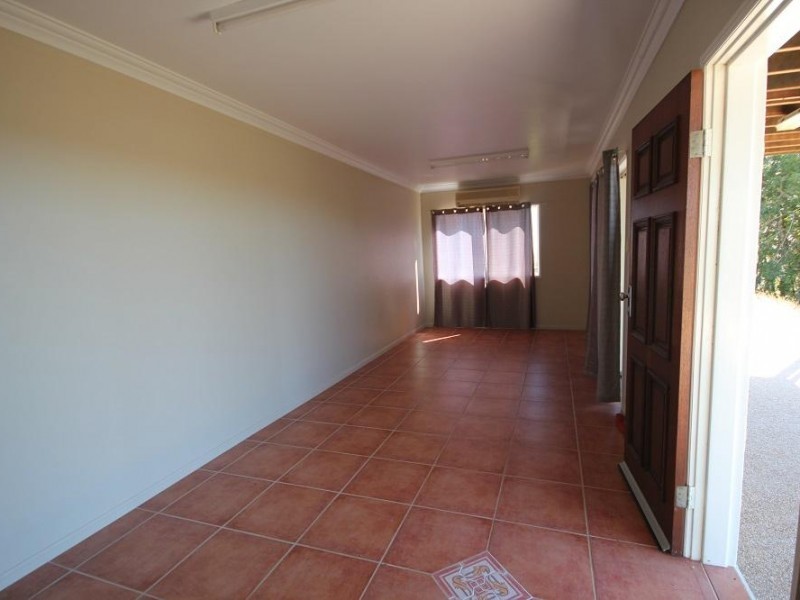 31 Mt Kulburn Drive, Jensen QLD 4818