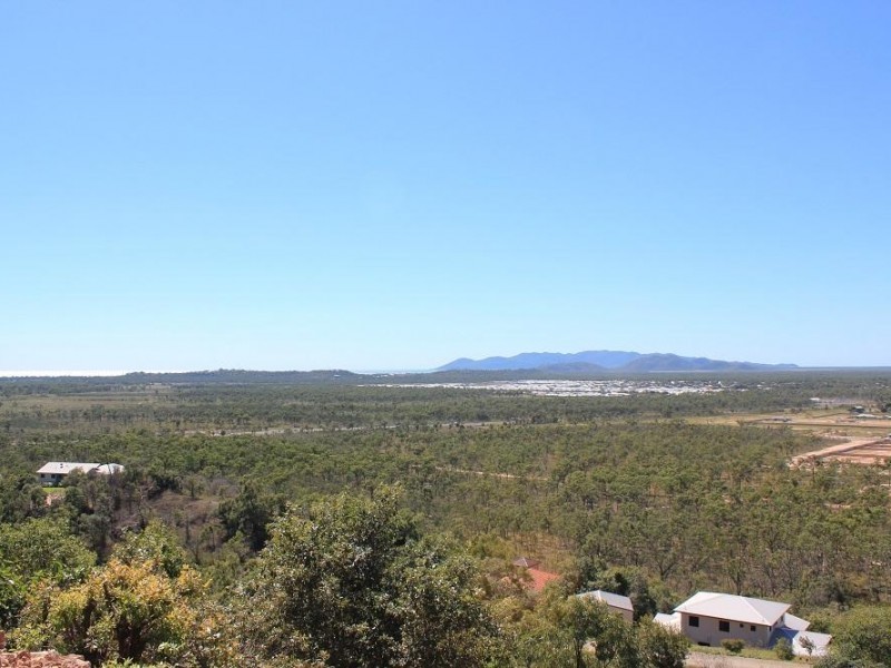 31 Mt Kulburn Drive, Jensen QLD 4818