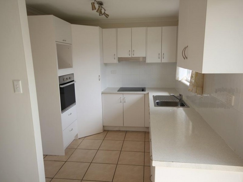 2 Brookhurst Avenue, Kirwan QLD 4817